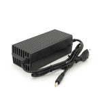 Зарядний пристрій Jinyi для акумуляторів LiFePO4 12V(14,6V),4S,10A,штекер 5.5*2.5,з індикацією,BOX