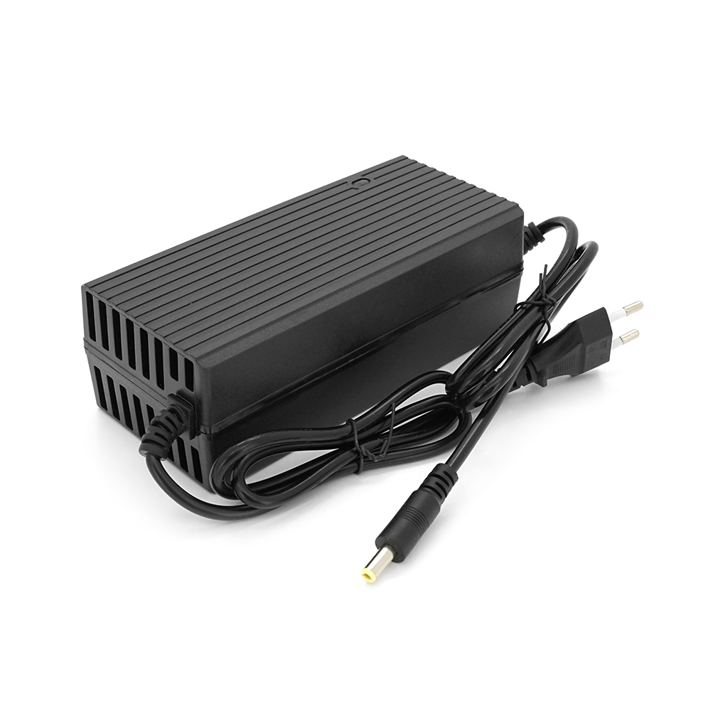 28353 Зарядний пристрій для акумуляторів Li-ion 36V3A(42V),10S,штекер 5.5*2.5,з індикацією,BOX - Зображення 1