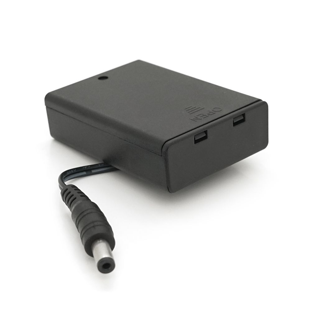 32486 Відсік для 3-х елементів живлення АА, роз'єм 5,5×2,1, закритий корпус із вимикачем - Зображення 1