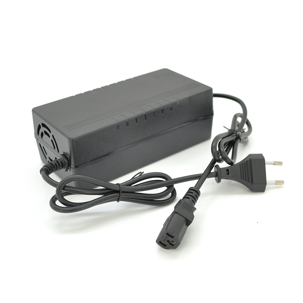 36912 Зарядний пристрій для акумуляторів Li-ion 36V(42V),10S,4A, штекер Triangle plug (T-tipe / IEC / C13 N+L-, з індикацією - Зображення 1