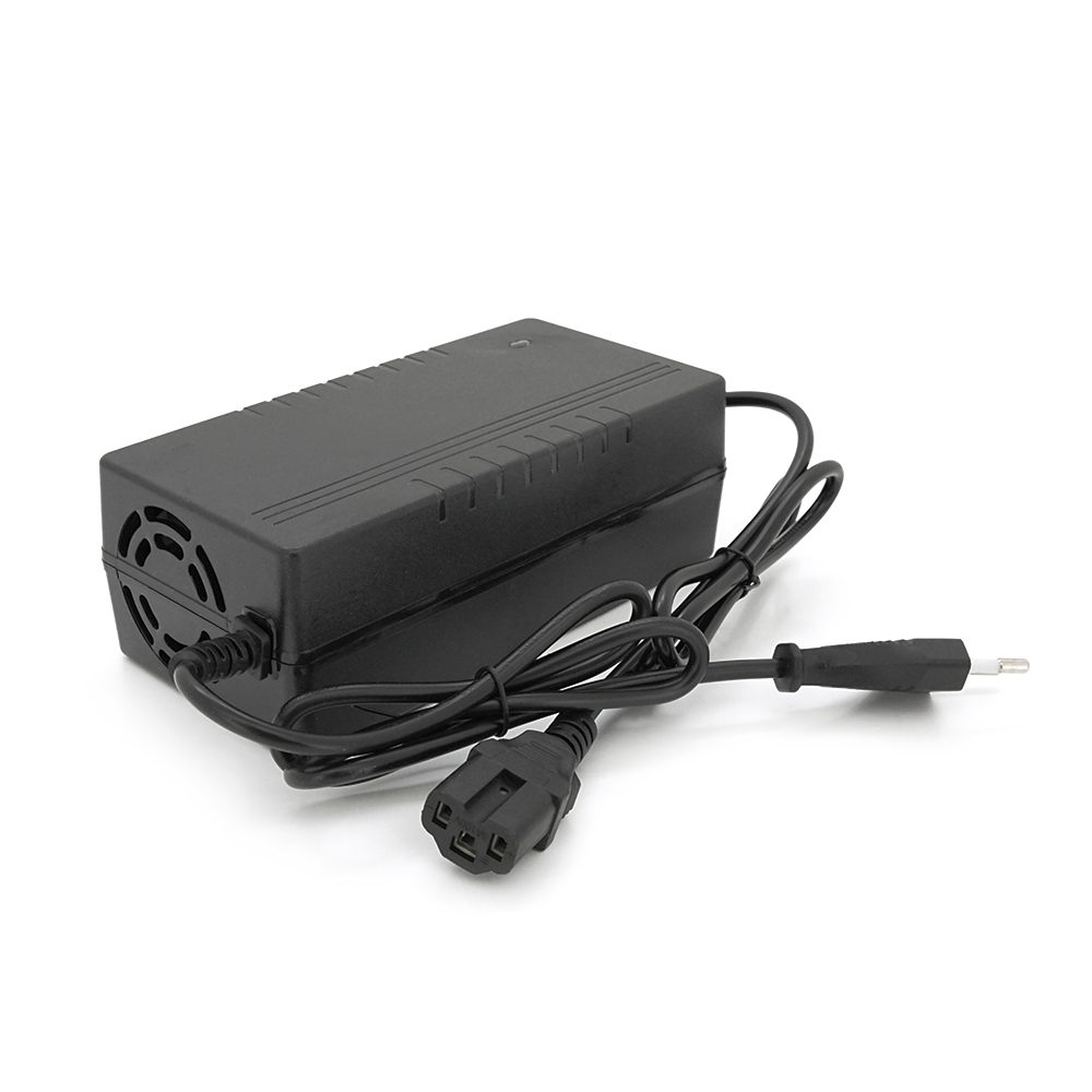 36913 Зарядний пристрій для акумуляторів Li-ion 36V(42V),10S,5A, штекер Triangle plug (T-tipe / IEC / C13 N+L-, з індикацією - Зображення 1