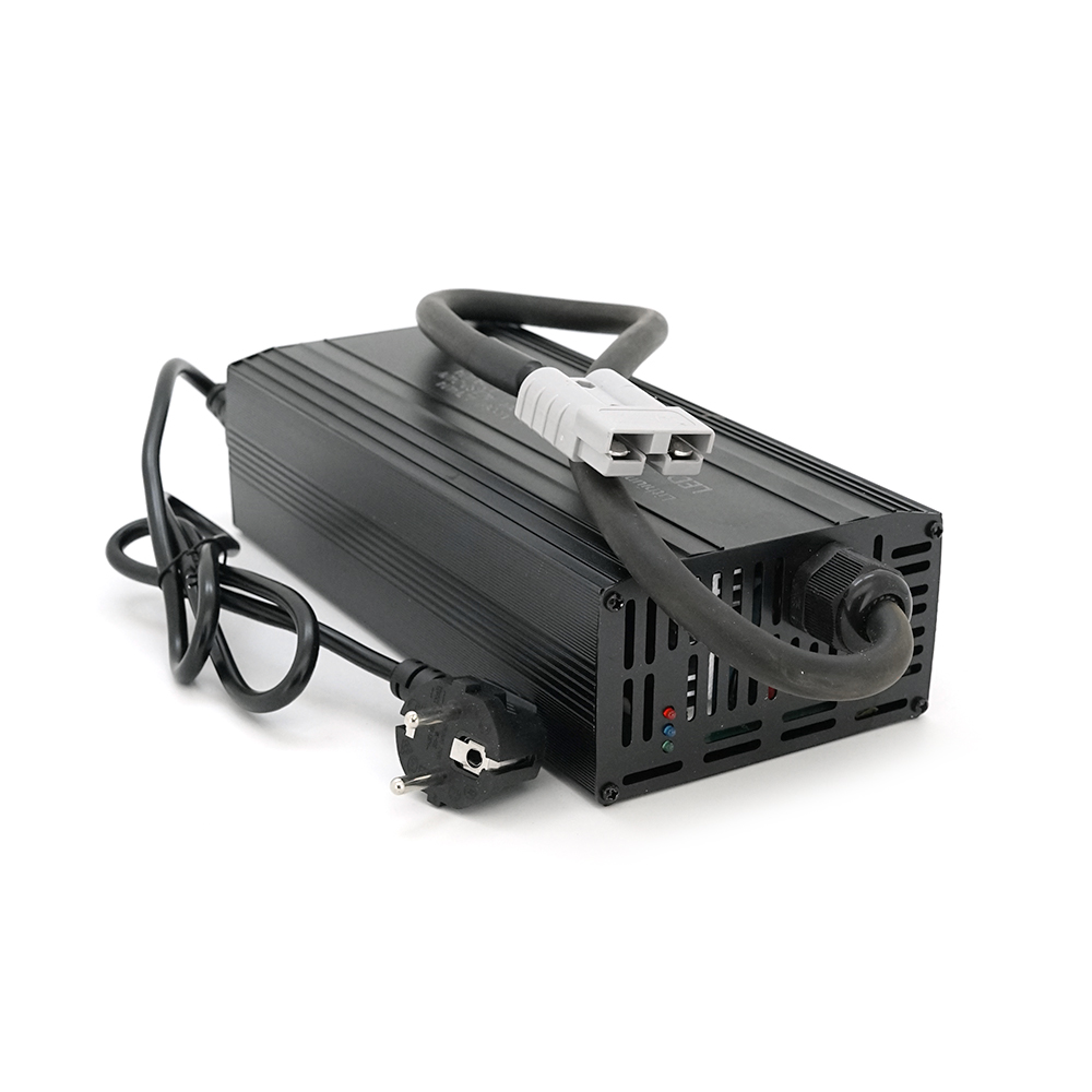 37013 Зарядний пристрій для акумуляторів Li-ion 12V(12,6), 35-40A,штекер Anderson. 185x88x60mm - Зображення 1