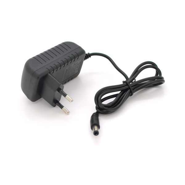 Зарядний пристрій для акумуляторів Li-ion 8.4V1A,штекер 5,5,BOX