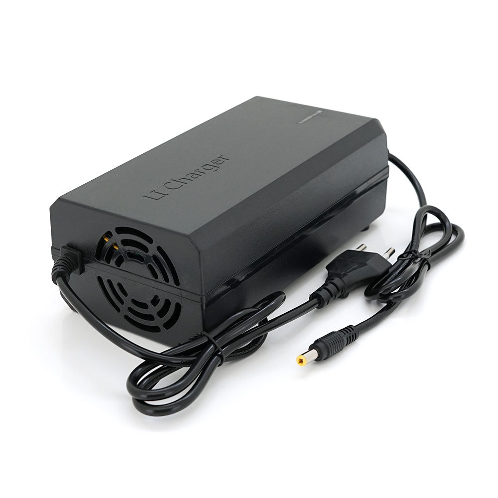 22407 Зарядний пристрій Jinyi для акумуляторів Li-ion 72V(84V),20S,5A,штекер 5,5*2.5,з індикацією,BOX - Зображення 1