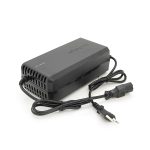 Зарядний пристрій Jinyi для акумуляторів Li-ion 72V6A(84V),20S,штекер Triangle plug (T-tipe / IEC / C13 N+L-),з індикацією,BOX - Зображення 2