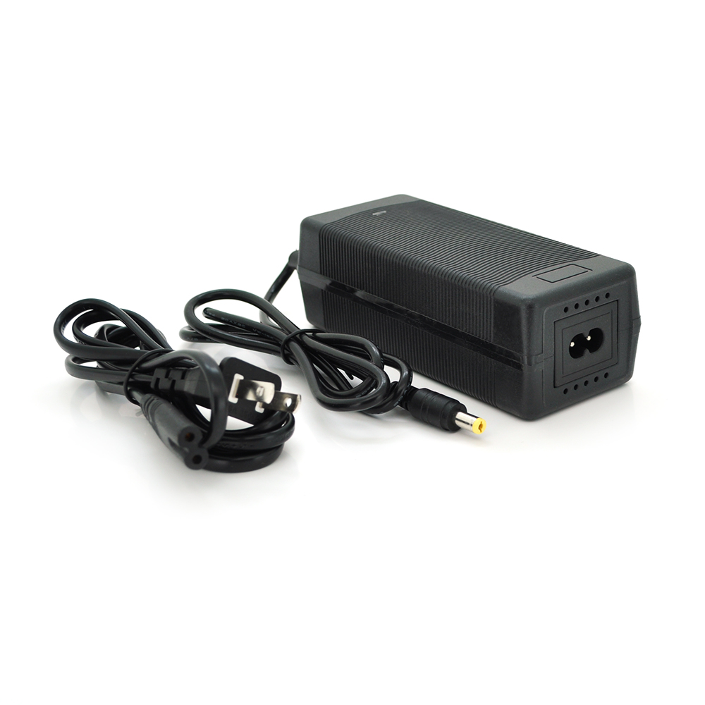 26124 Зарядний пристрій QiSuo QS-SJT-65E для Li-Ion акумуляторів 12V (12,6V / 3S) 5A pin5.5x2.1, + переходнік, BOX - Зображення 1