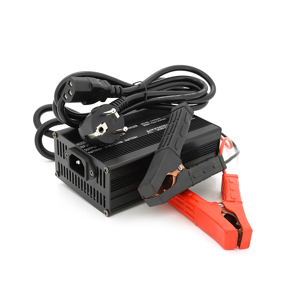 36865 Зарядний пристрій для акумуляторів Li-ion 12V (12,6V),3S,15A, + крокодили, індикація, 135х90х50mm - Зображення 1