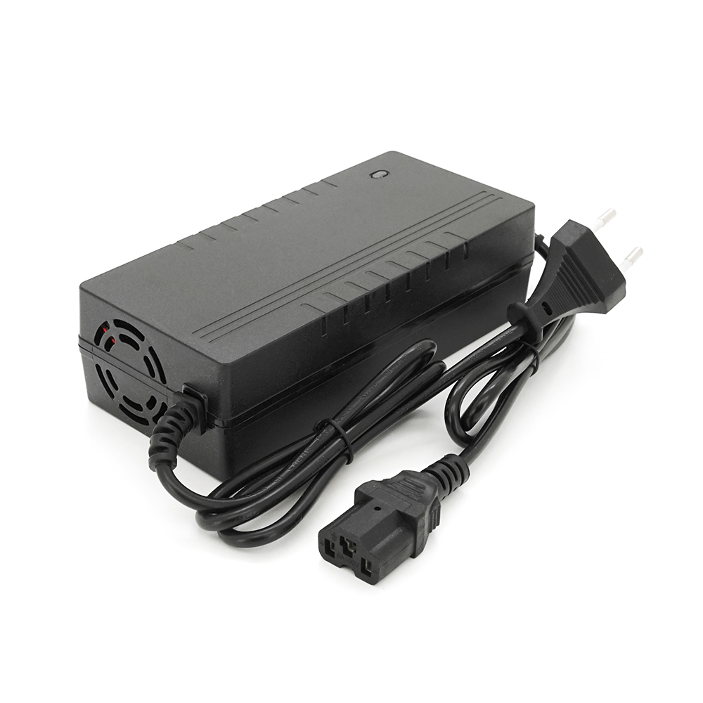 36908 Зарядний пристрій для акумуляторів Li-ion 16,8V,4S,3A,штекер Triangle plug (T-tipe / IEC / C13 N+L-) - Зображення 1