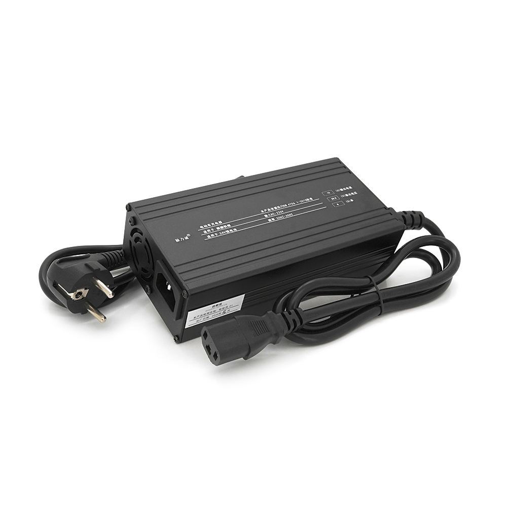 36973 Зарядний пристрій для акумуляторів LiFePo4 24V(29,2V),8S,10A, штекер Triangle plug (T-tipe / C13 / IEC). 135x90x50mm - Зображення 1