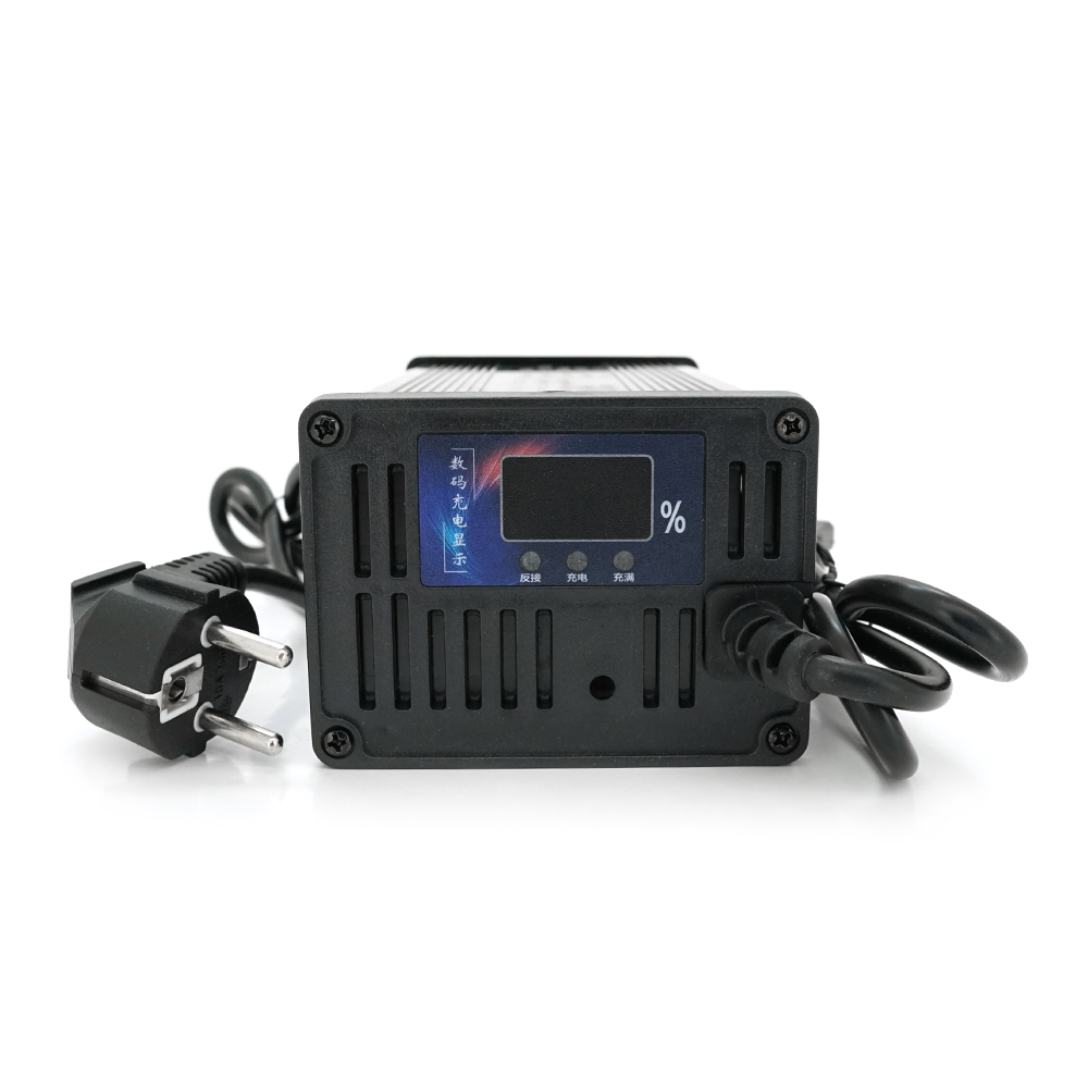 37032 Зарядний пристрій для акумуляторів Li-ion 72V(84V),20S,8A, штекер Triangle plug (T-tipe / IEC / C13 N+L-), 185x88x60mm, 0,9 кг - Зображення 1