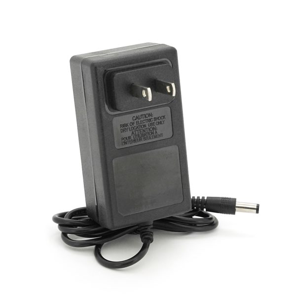 Зарядний пристрій для акумуляторів Li-ion 16.8V,4S,2A, штекер 5,5х2,5мм, LED-індикація + перехідник